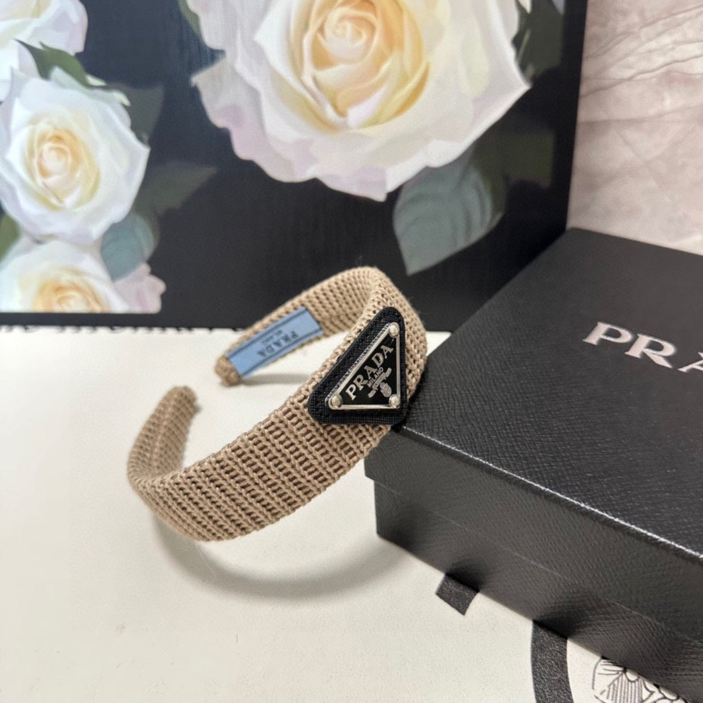 PRADA HAIRBAND IN DESERT BROWN KNITTED WOOL 381466