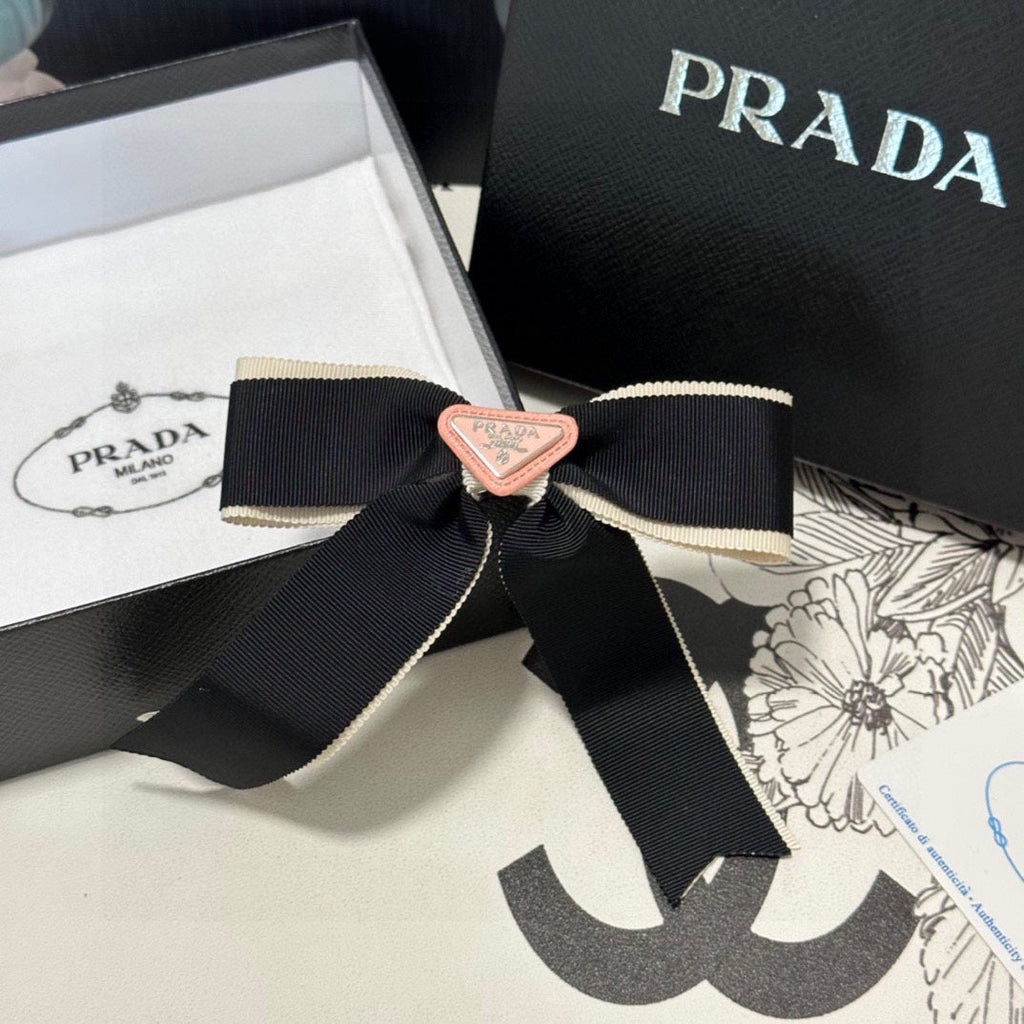 PRADA BOW HAIR CLIP IN BLACK MIX BEIGE FABRIC 406108