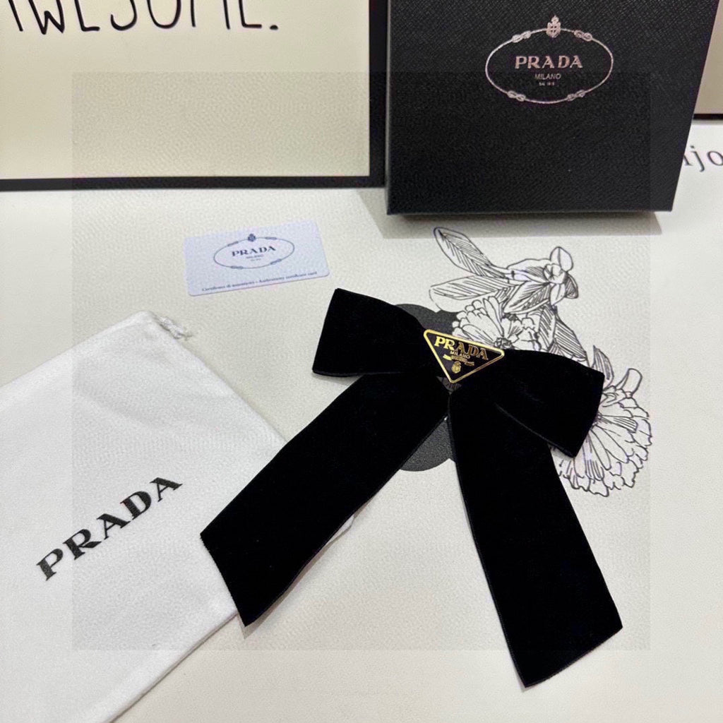 PRADA BOW HAIR CLIP IN BLACK VELVET 406114