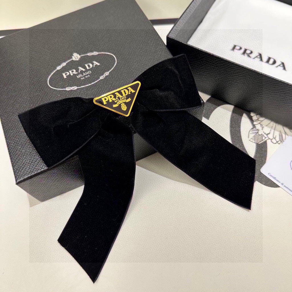 PRADA BOW HAIR CLIP IN BLACK VELVET 406114