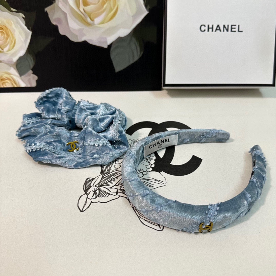 CHANEL SKY BLUE VELVET TWO-PIECE SET 412457
