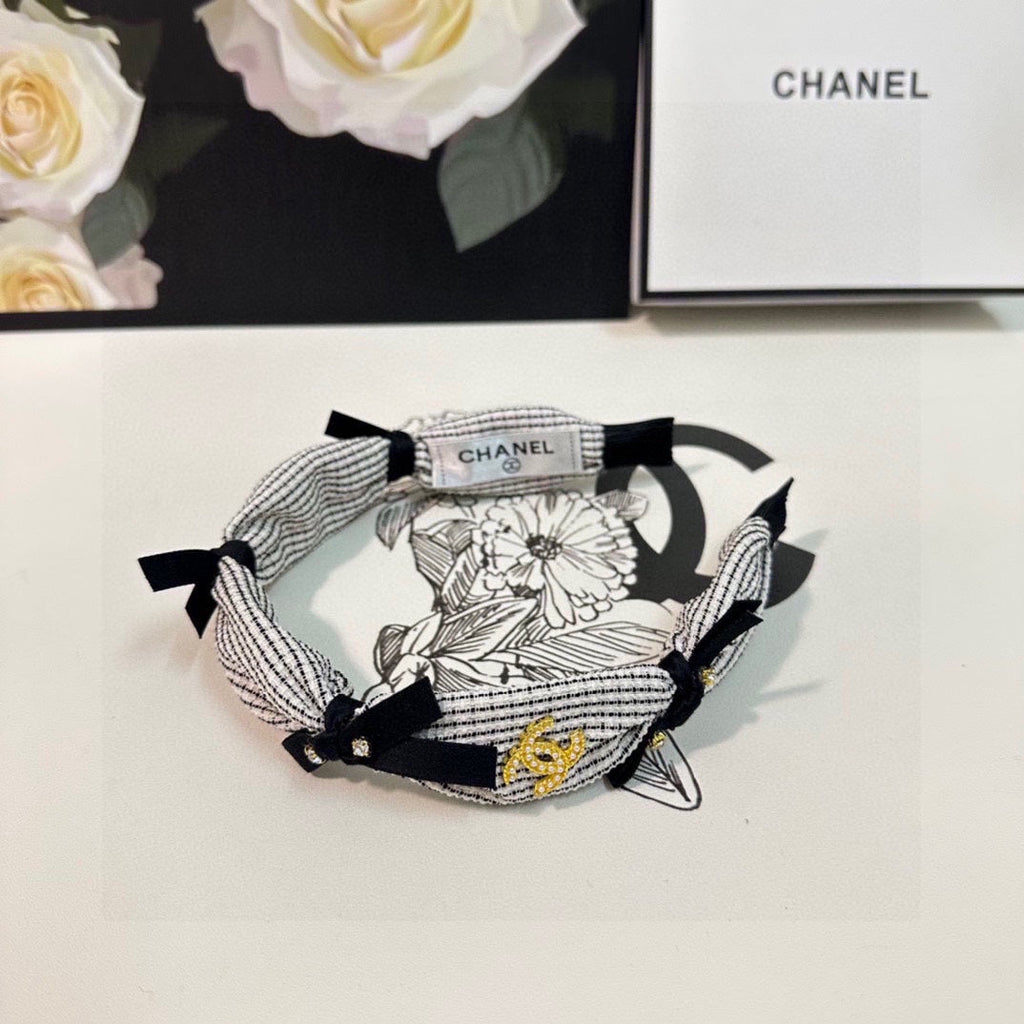 CHANEL WHITE MIX BLACK FABRIC HAIRBAND 412462