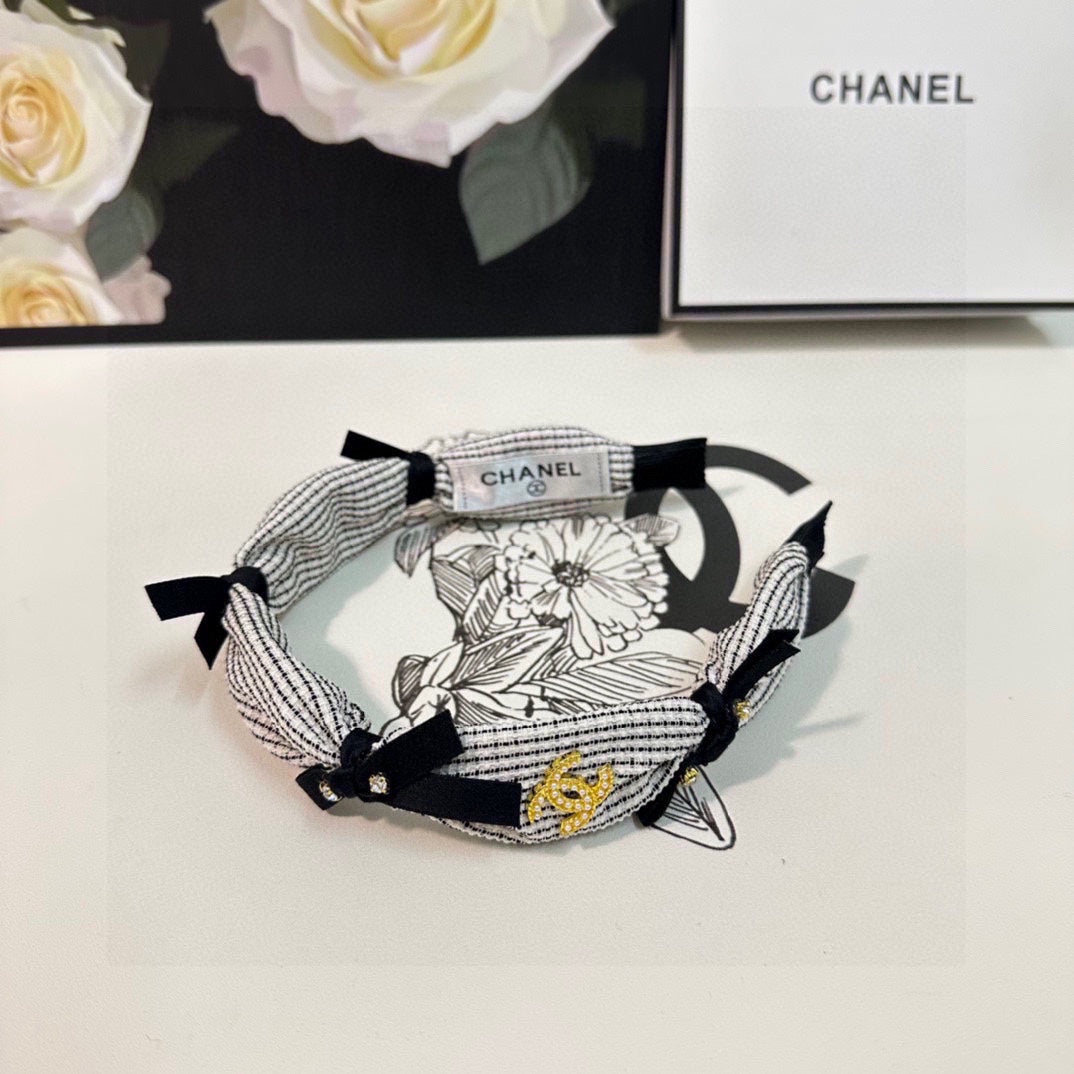 CHANEL WHITE MIX BLACK FABRIC HAIRBAND 412462