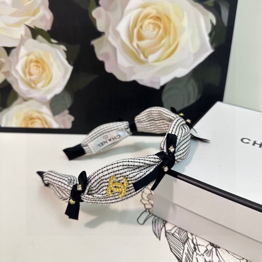 CHANEL WHITE MIX BLACK FABRIC HAIRBAND 412462
