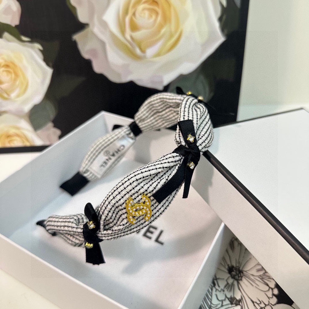 CHANEL WHITE MIX BLACK FABRIC HAIRBAND 412462