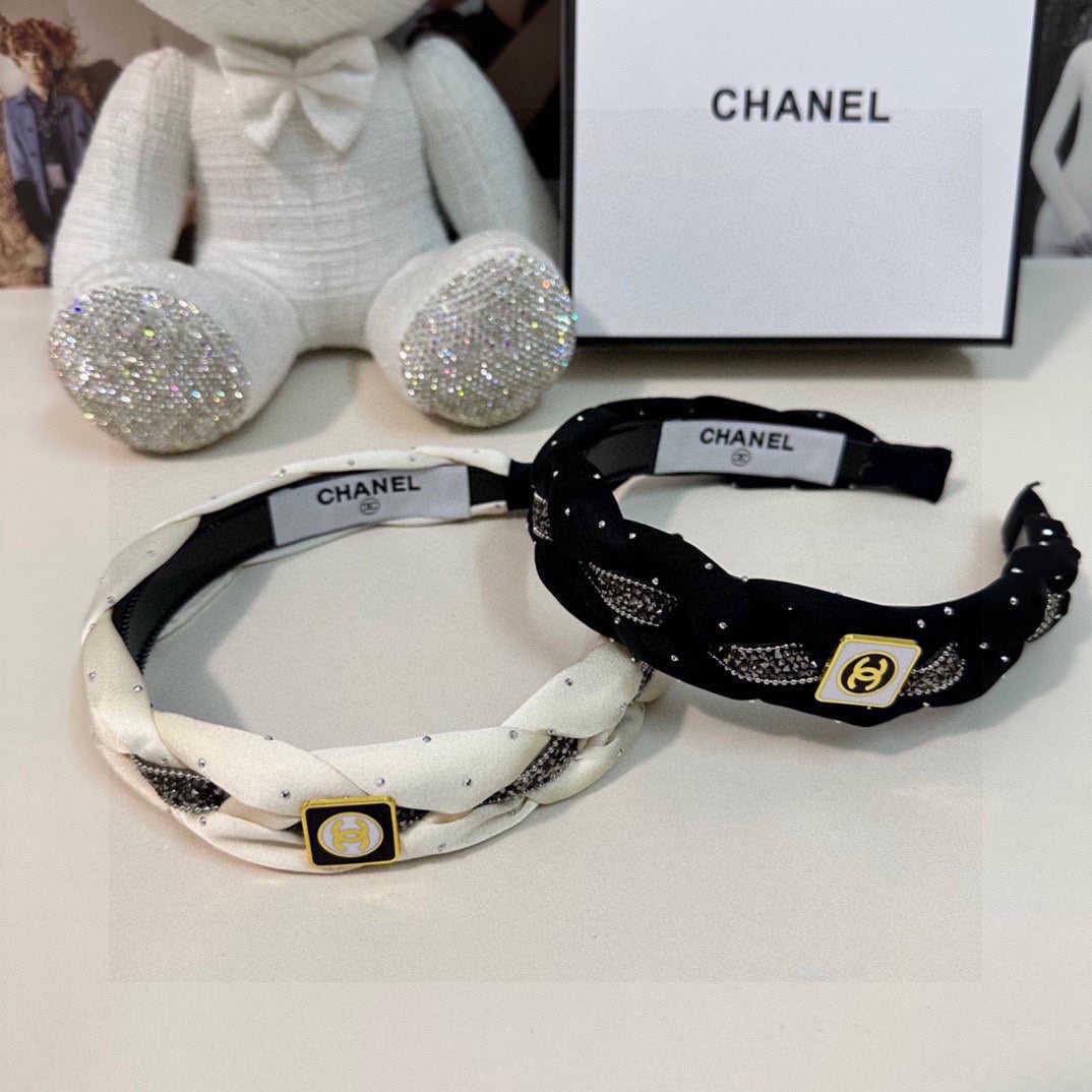 CHANEL WHITE FABRIC HAIRBAND WITH CRYSTAL 412474