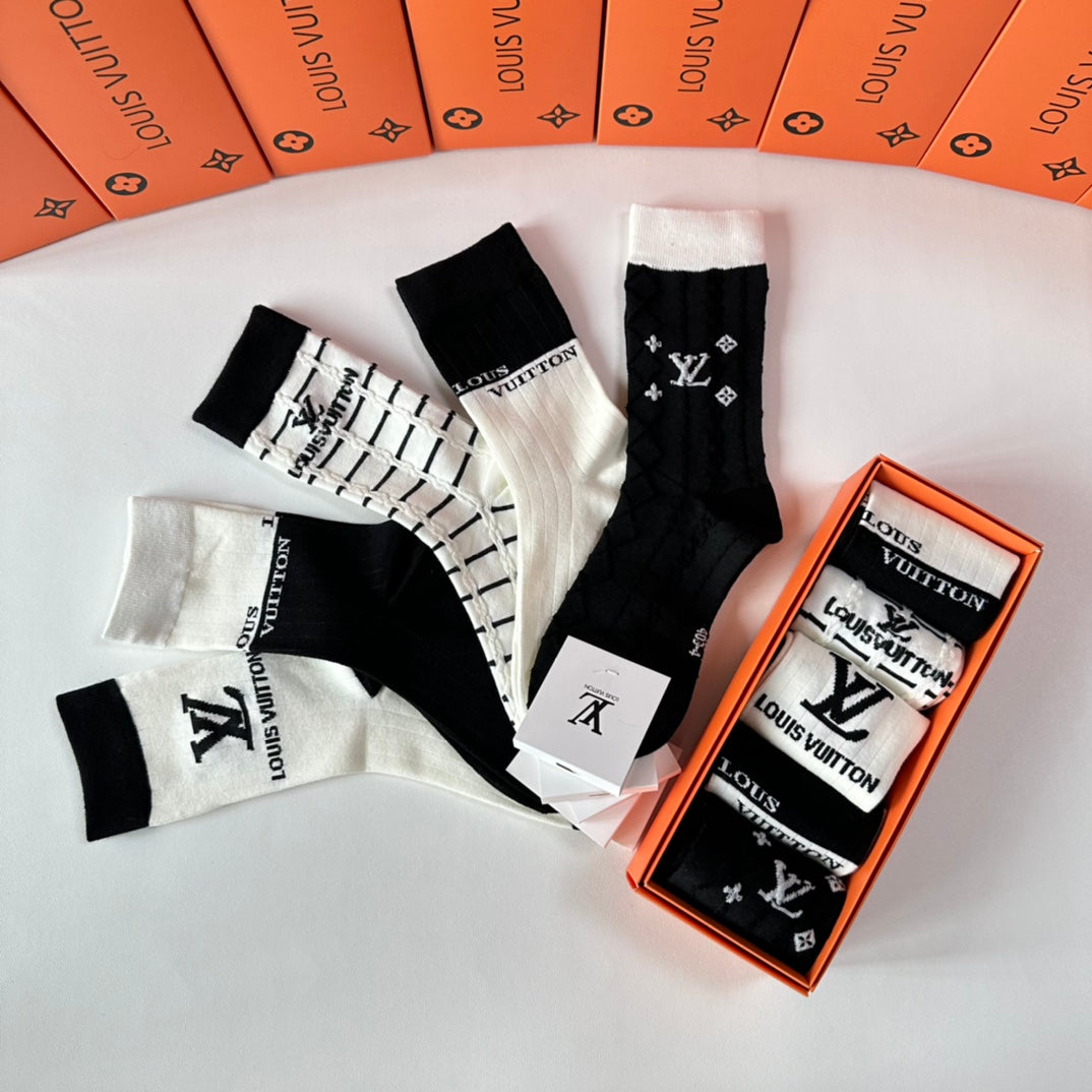 LOUIS VUITTON CREW SOCKS 417487 (1 BOX)