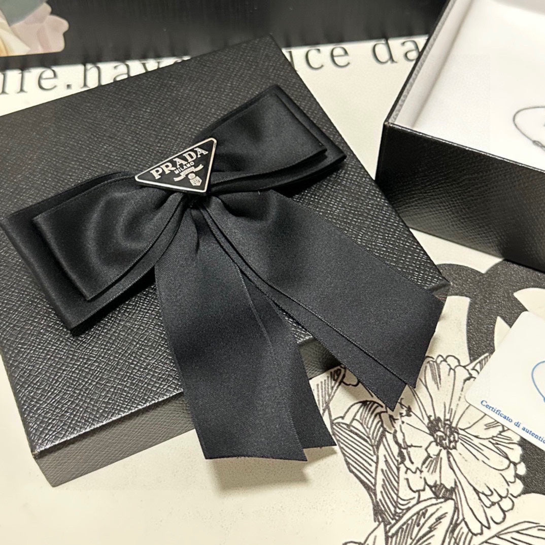 PRADA BOW HAIR CLIP IN BLACK RE-NYLON 423593