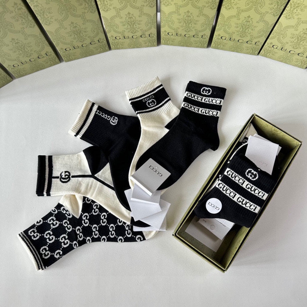 GUCCI LOW-CUT SOCKS 425663 (1 BOX)
