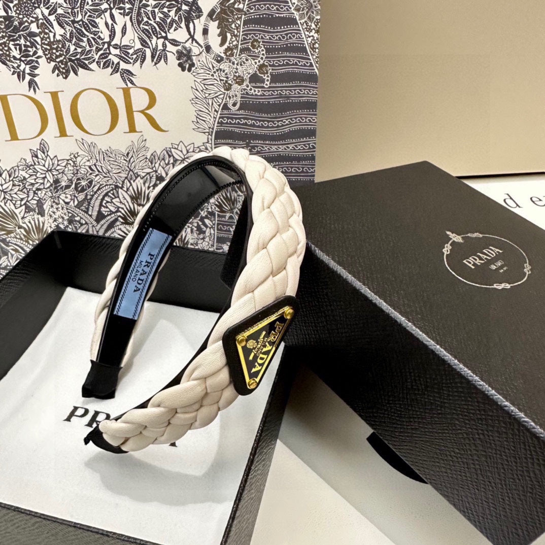 PRADA BRAIDED HAIRBAND IN WHITE SOFT LAMBSKIN 432845