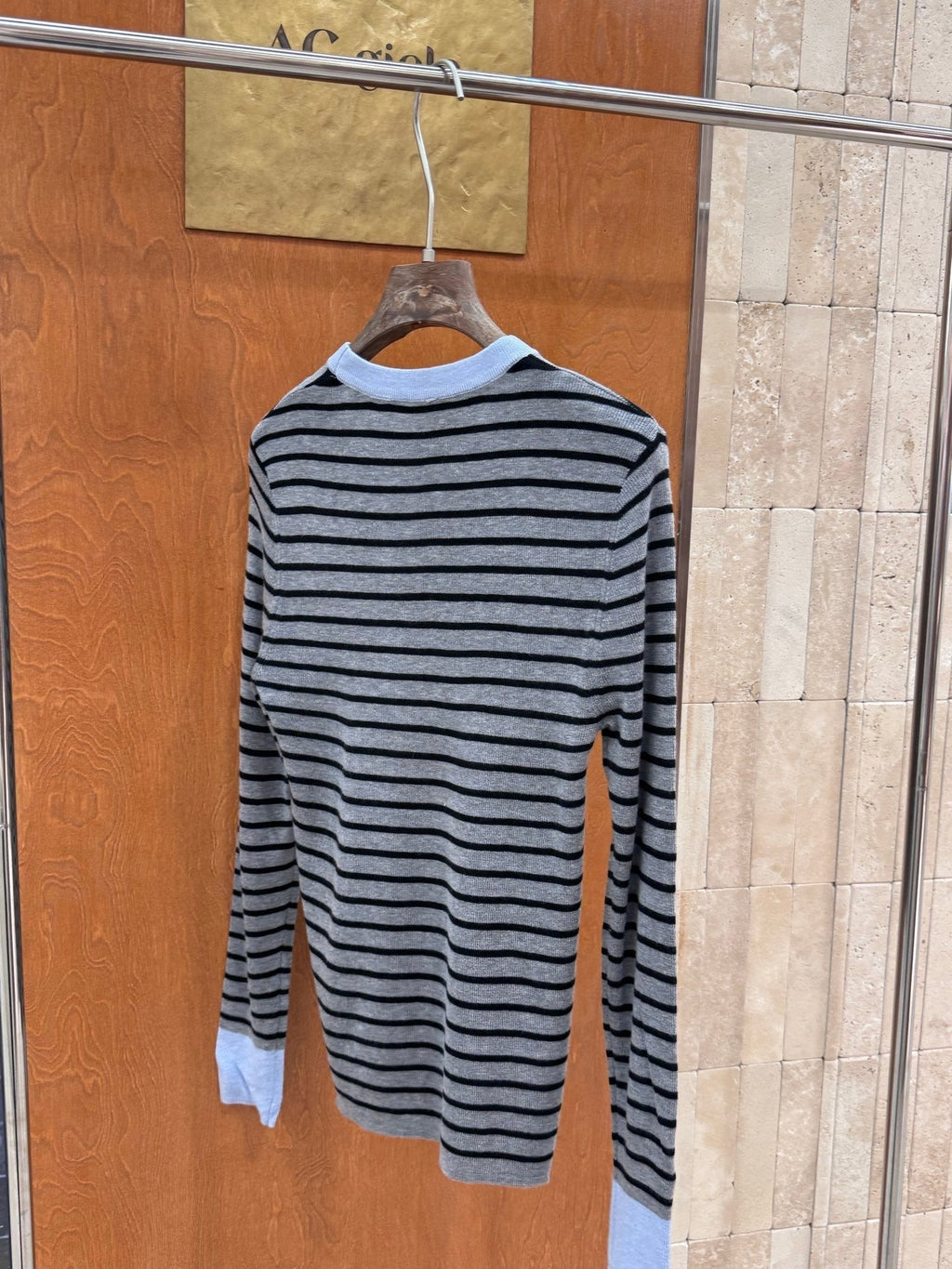 MIUMIU KNITTED T-SHIRT STYLE 760