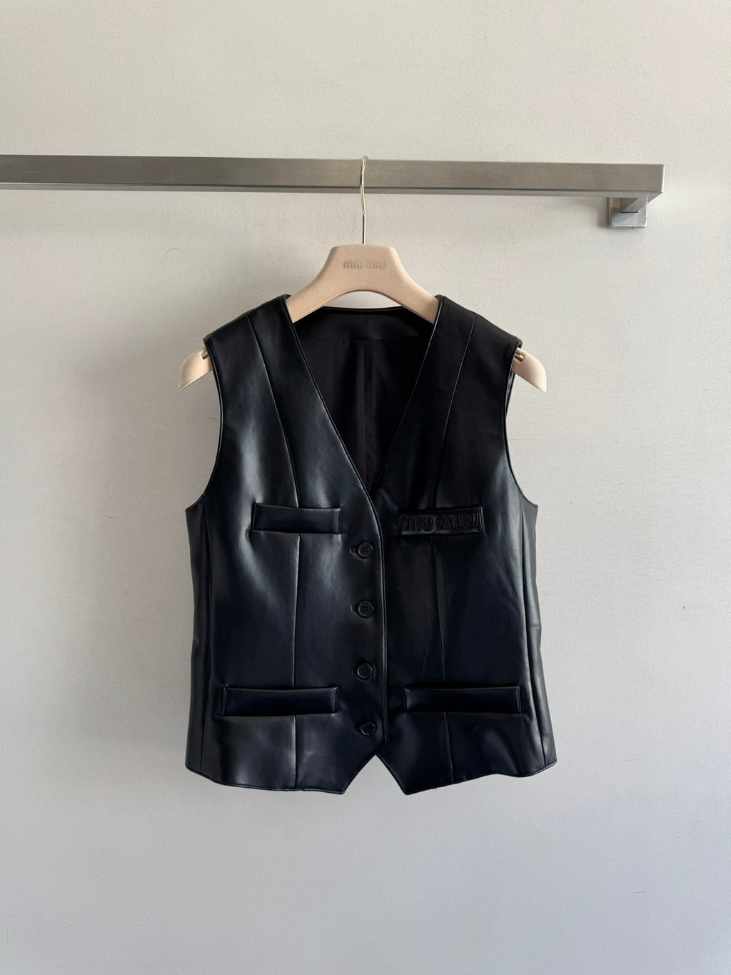MIUMIU LEATHER VEST STYLE 728