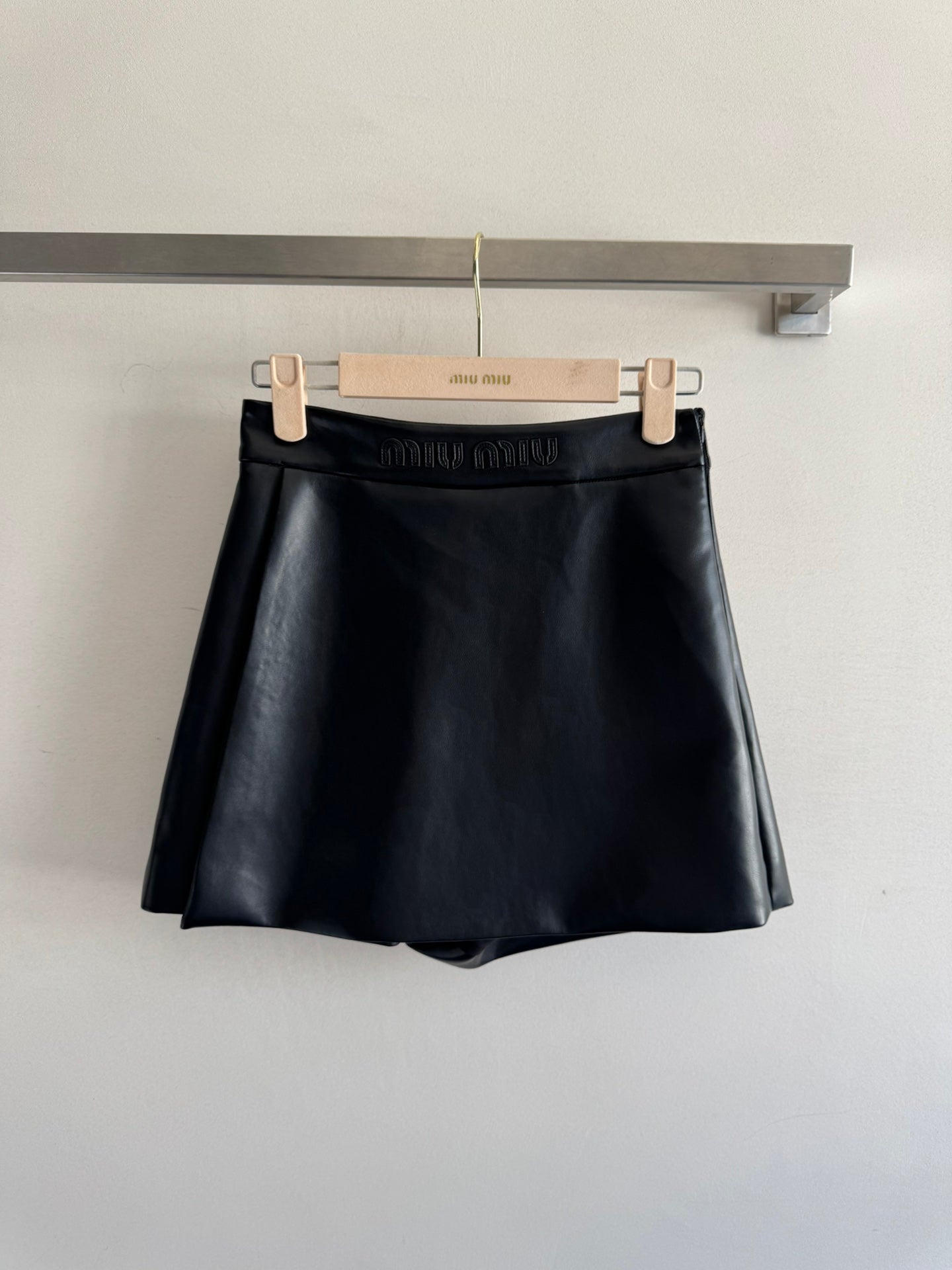 MIUMIU SKORT STYLE 727