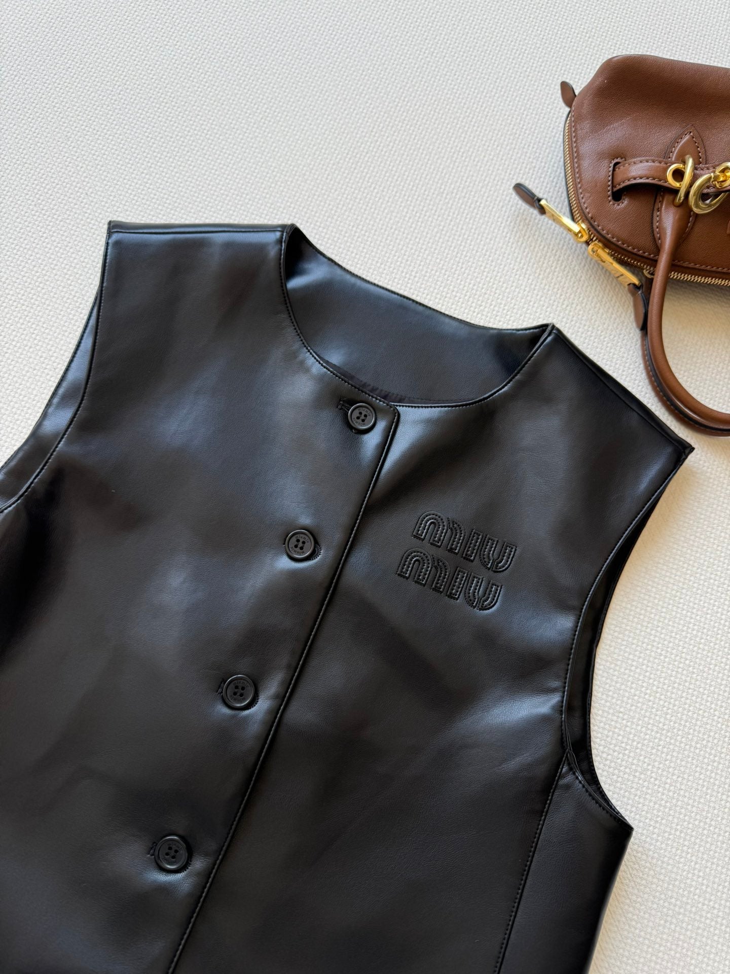 MIUMIU LEATHER VEST STYLE 726