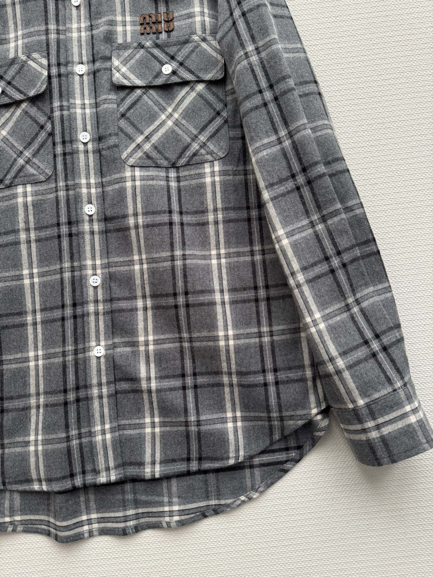 MIUMIU PLAID SHIRT STYLE 730