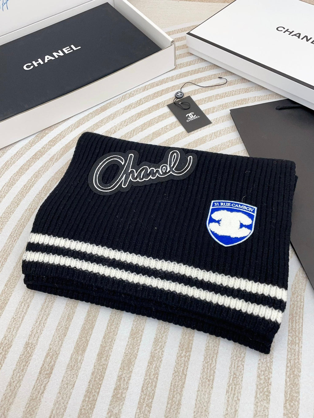 CHANEL SCARF 180 CM IN BLACK PURE CASHMERE WITH STICKER 389998