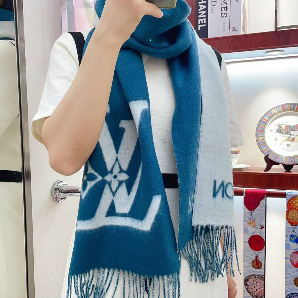 LOUIS VUITTON SMASH SCARF 210 CM IN ELECTRIC BLUE WOOL 390964