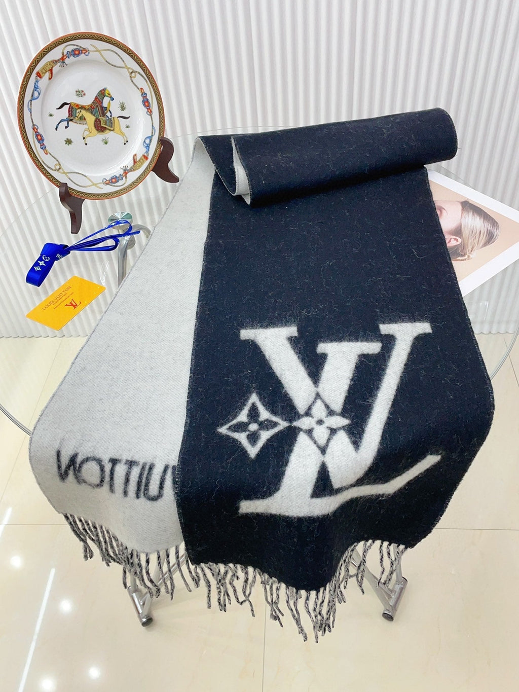 LOUIS VUITTON SMASH SCARF 210 CM IN BLACK WOOL 390965