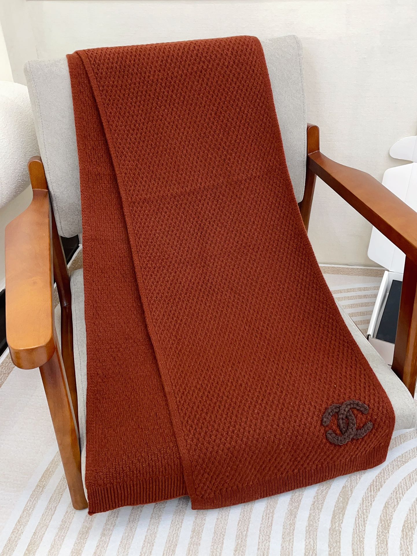 CHANEL SCARF 190 CM IN RED BROWN CASHMERE 393186