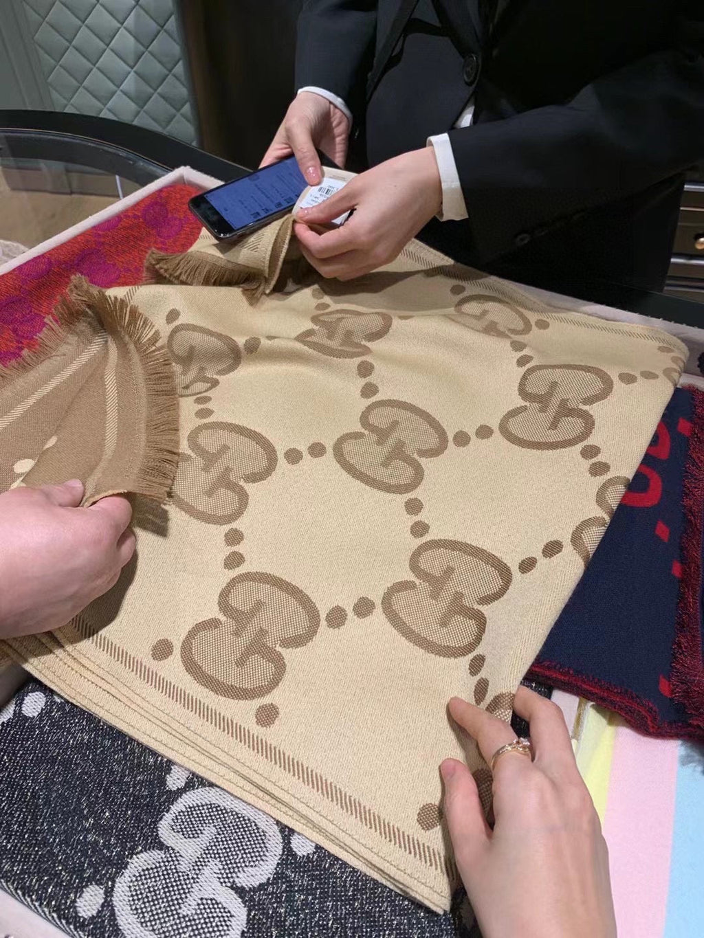 GUCCI DOUBLE-SIDED SCARF 200 CM IN COFFEE AND TAN BROWN WOOL AND SILK  398287