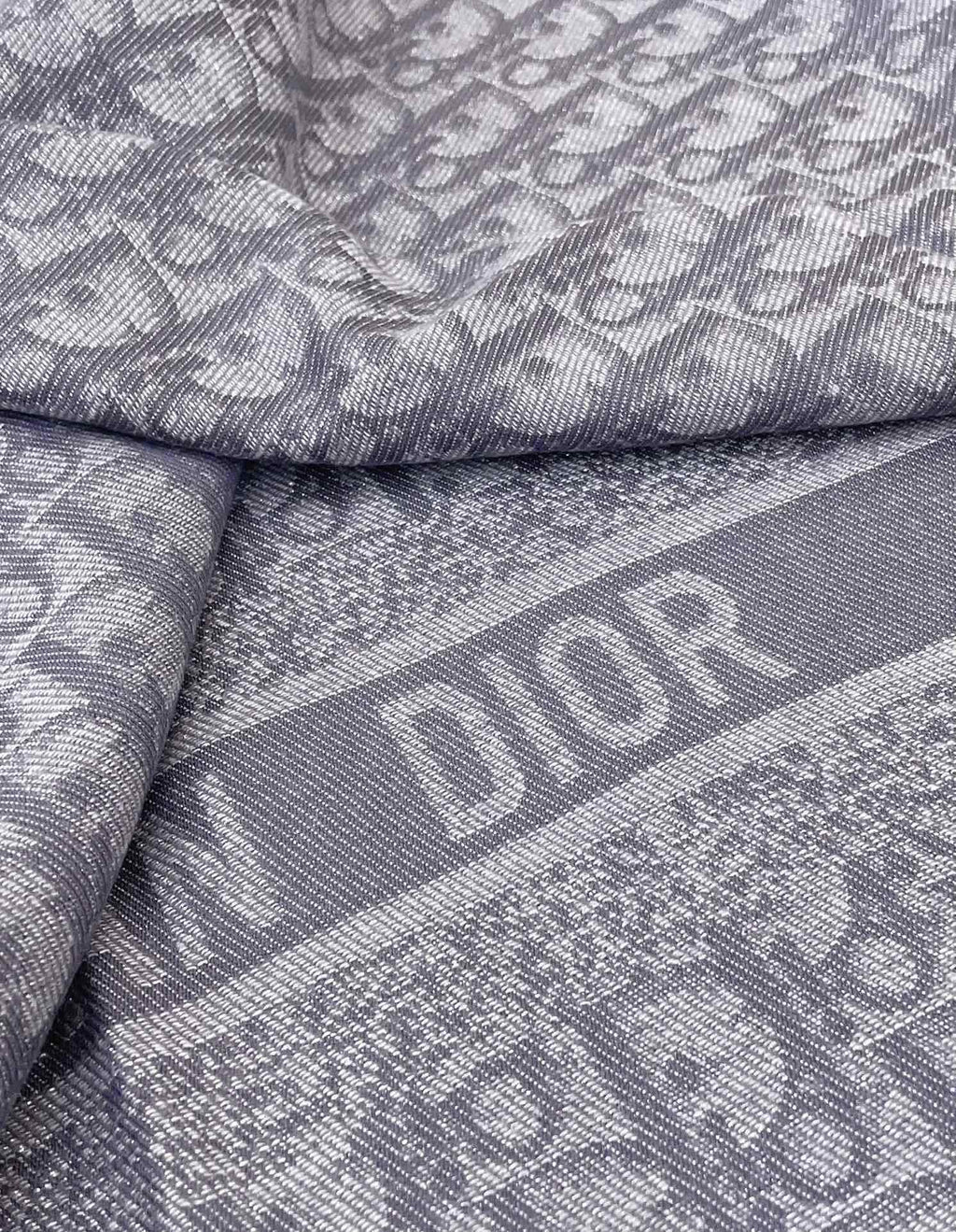 DIOR SQUARE SCARF 140 CM IN COOL GRAY WOOL AND SILK 408661