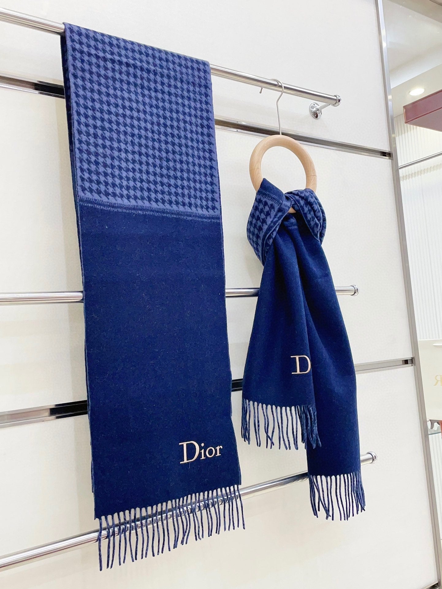 DIOR SCARF 180 CM IN NAVY BLUE CASHMERE 419819