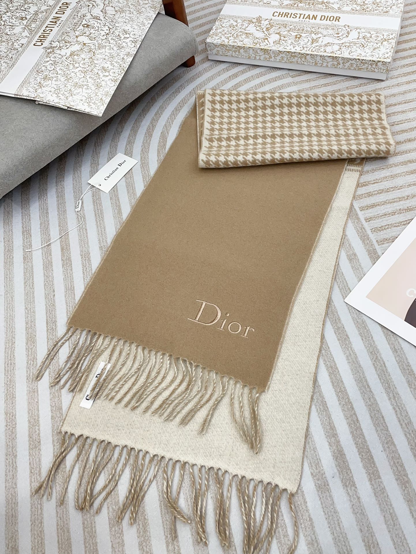 DIOR SCARF 180 CM IN CAMEL BEIGE CASHMERE 419820