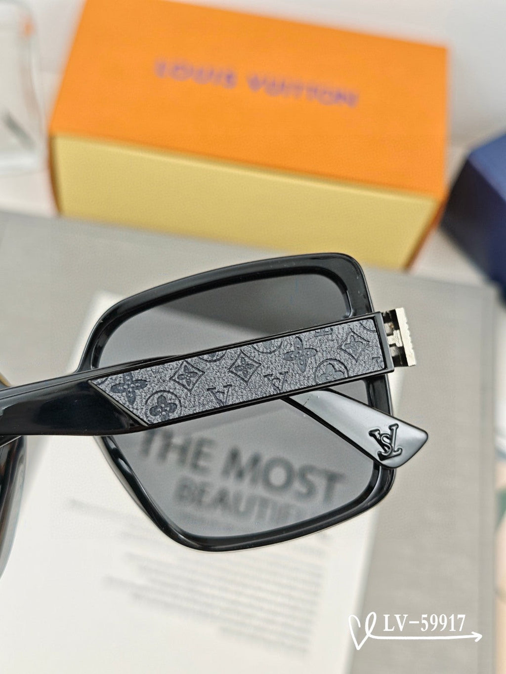 LOUIS VUITTON SQUARE SUNGLASSES 59917 IN ACETATE