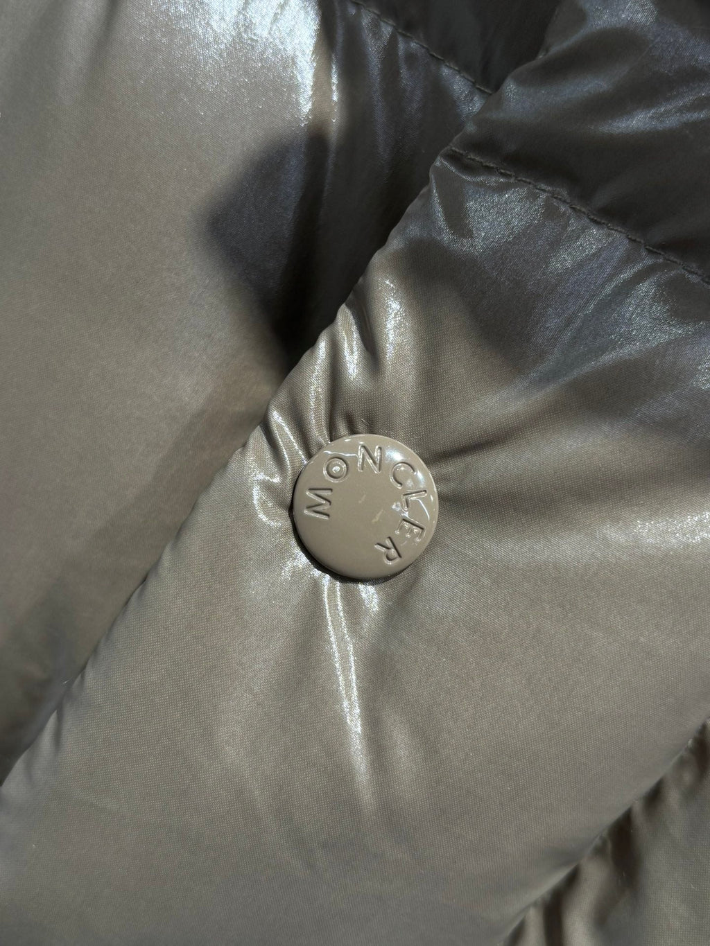 MONCLER 25S DOWN JACKET 378