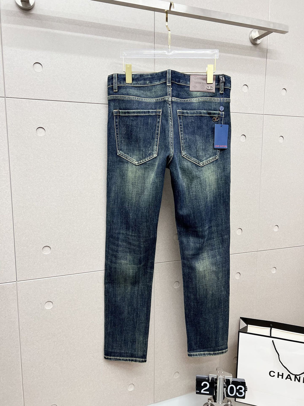 LOUIS VUITTON LV BLUE DENIM JEAN 239500