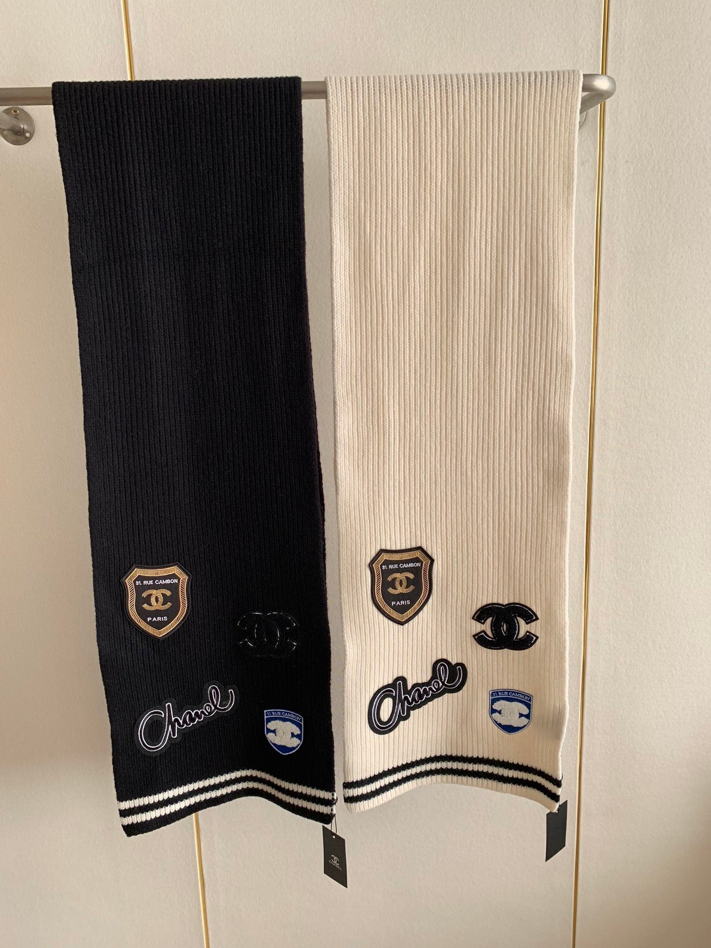 CHANEL SCARF 200 CM IN BLACK PURE CASHMERE WITH STICKER 392881