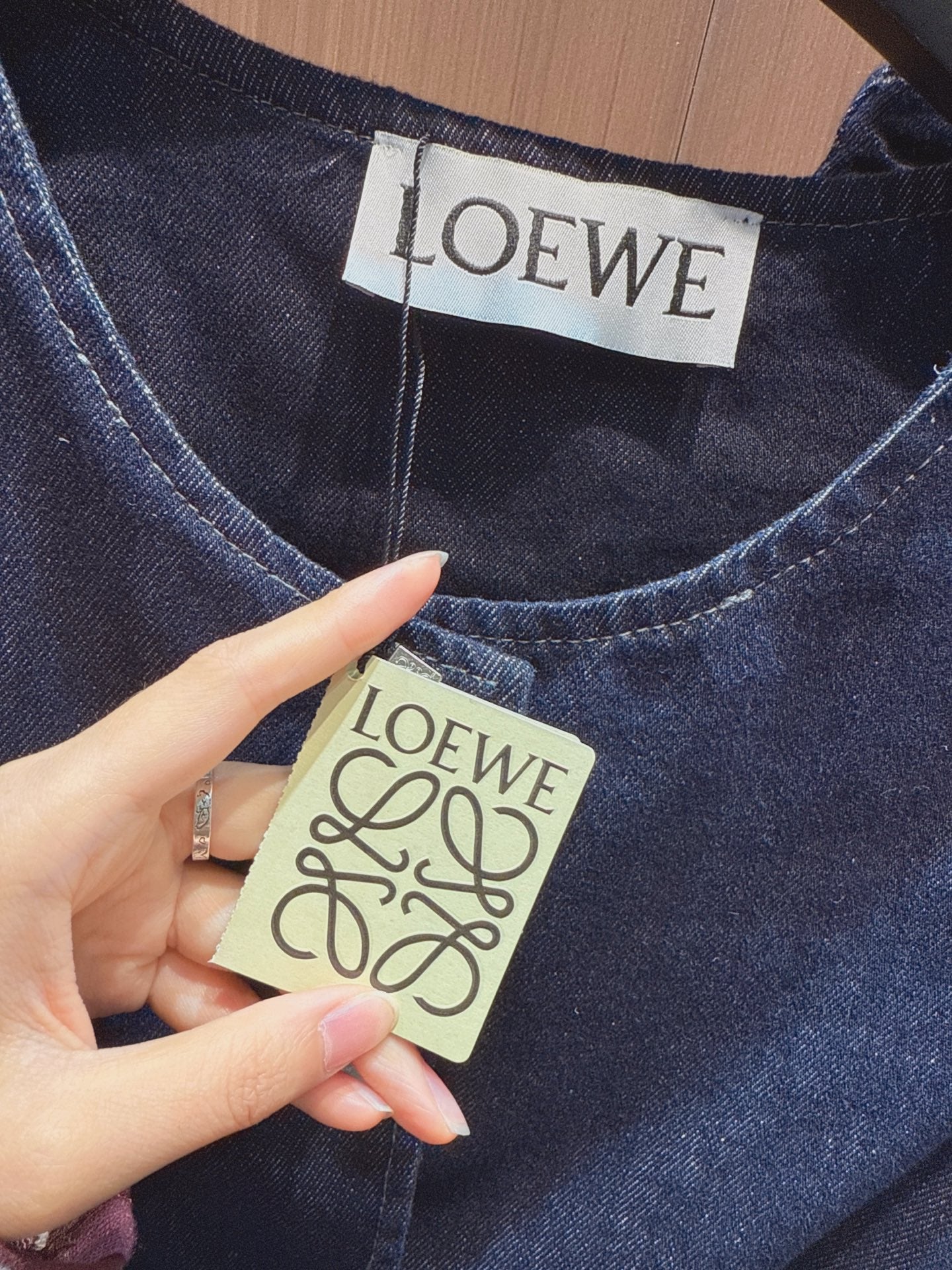 LOEWE SLEEVELESS TOP & STRAIGHT-LEG DENIM PANTS SET STYLE 73