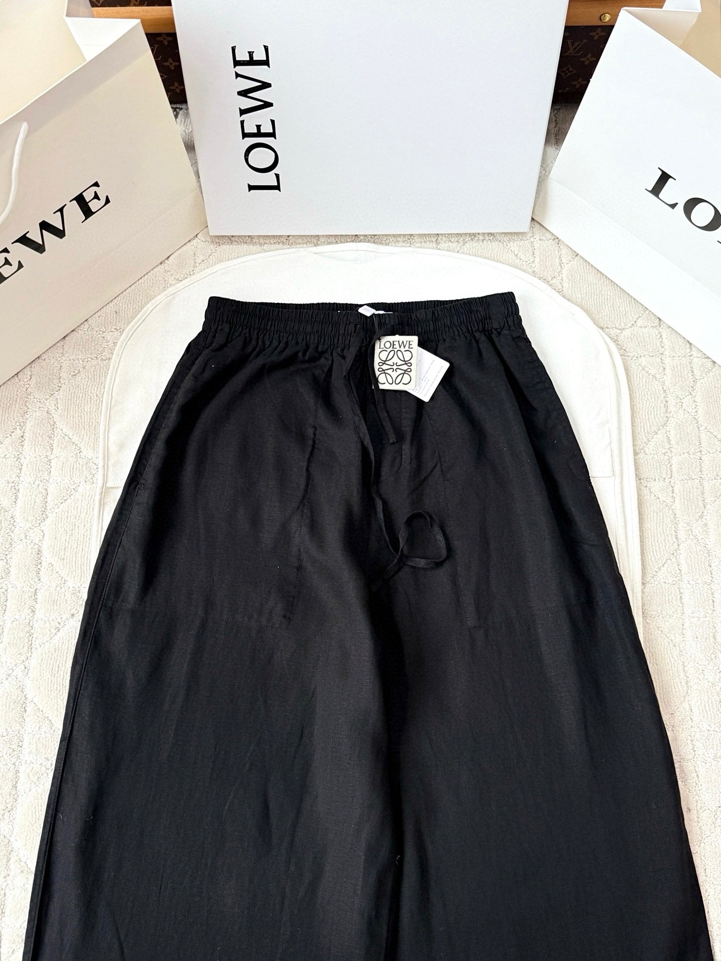 LOEWE RELAXED STRAIGHT PANTS STYLE 106