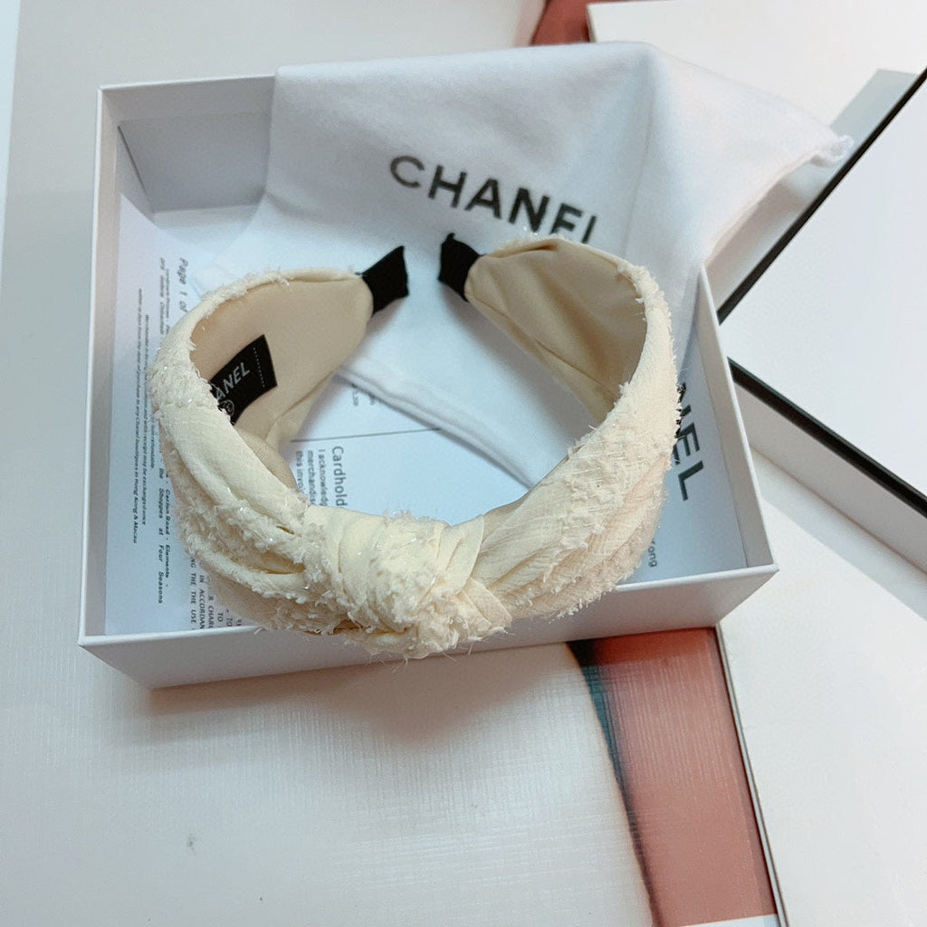 CHANEL WHITE CREAM FABRIC HAIRBAND 124698