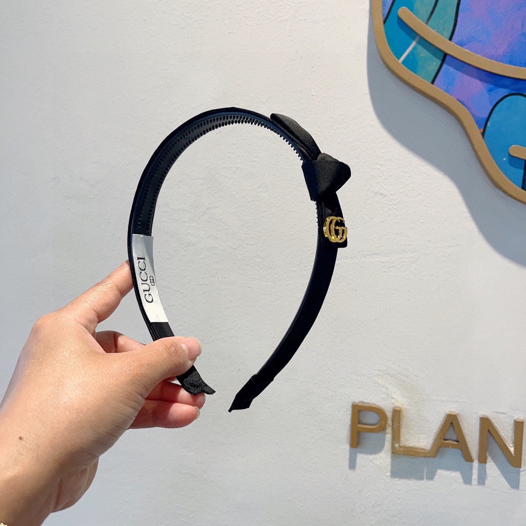 GUCCI BOW HAIRBAND IN BLACK RE-NYLON 356589