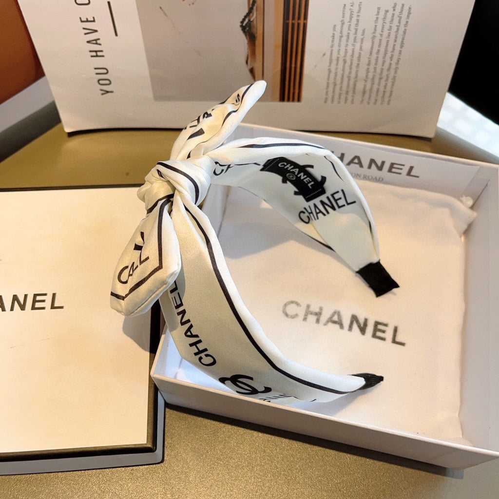 CHANEL WHITE MIX BLACK SILK HAIRBAND 358256