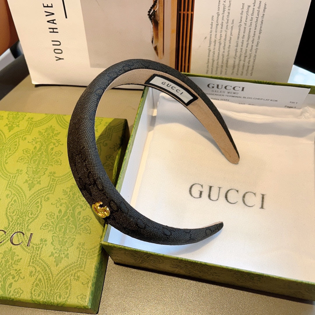 GUCCI HEADBAND IN BLACK MONOGRAM CANVAS 406055