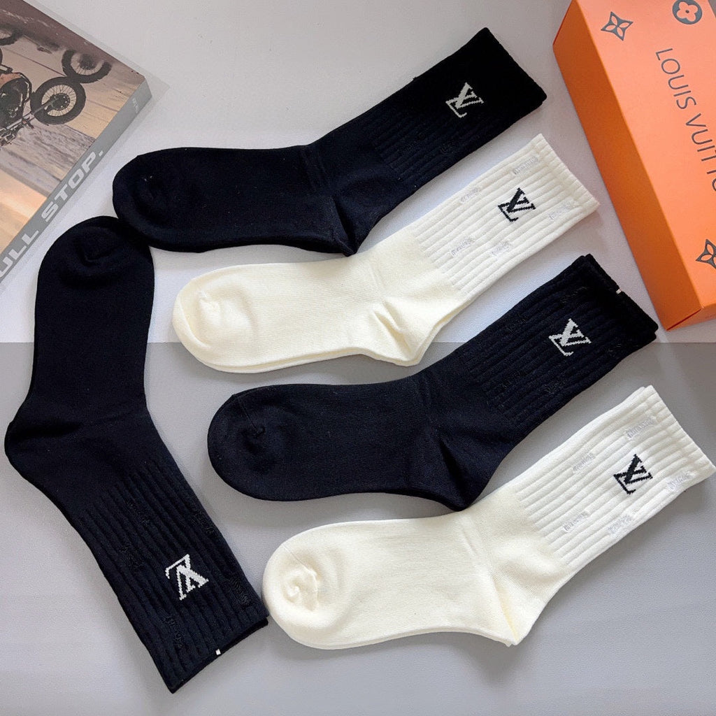 LOUIS VUITTON CREW SOCKS 412634 (1 BOX)