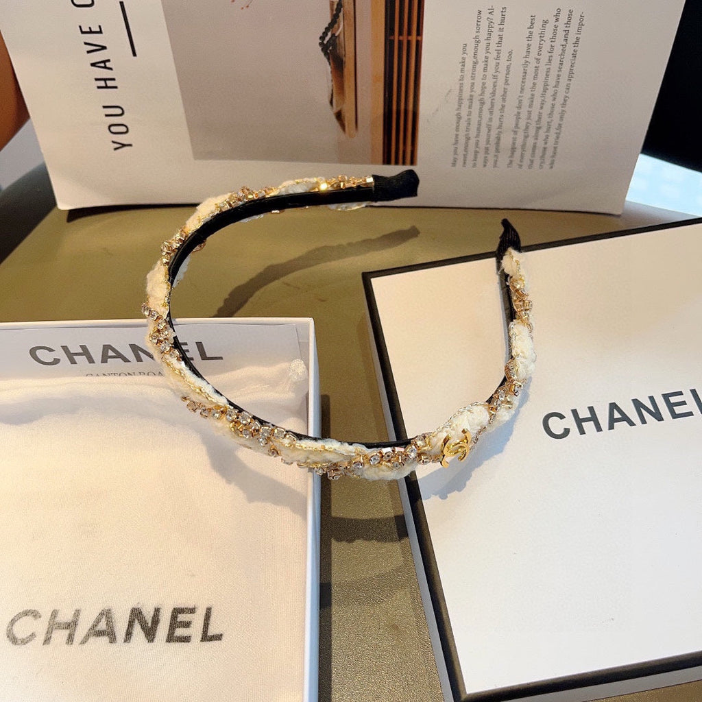 CHANEL WHITE FABRIC WITH CRYSTAL HAIRBAND 417311