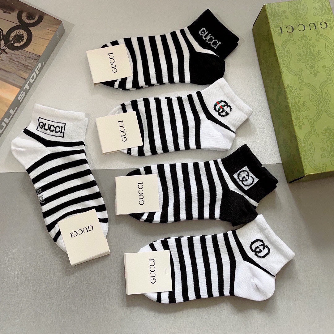 GUCCI LOW-CUT SOCKS 427624 (1 BOX)
