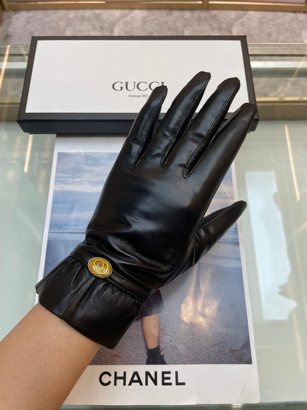 GUCCI GLOVES IN BLACK TOP-GRADE LAMBSKIN 458575