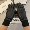 CHANEL GLOVES IN BLACK SHEEPSKIN 463849