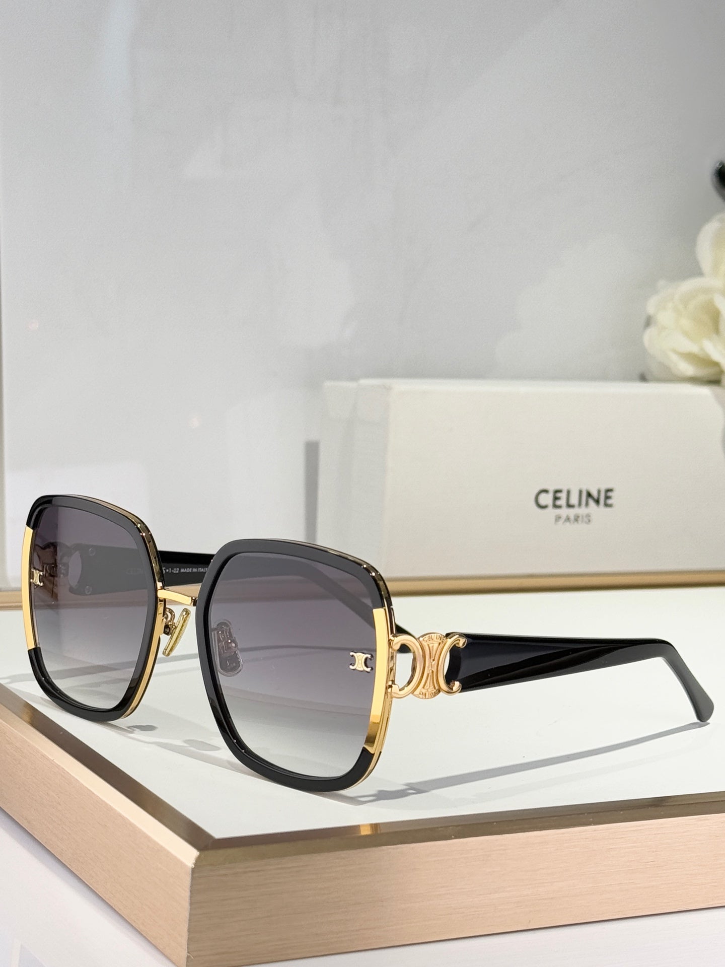 CELINE TRIOMPHE SUNGLASSES CL40250 IN METAL