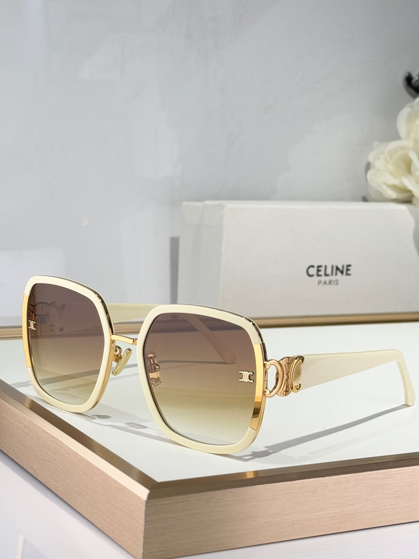 CELINE TRIOMPHE SUNGLASSES CL40250 IN METAL