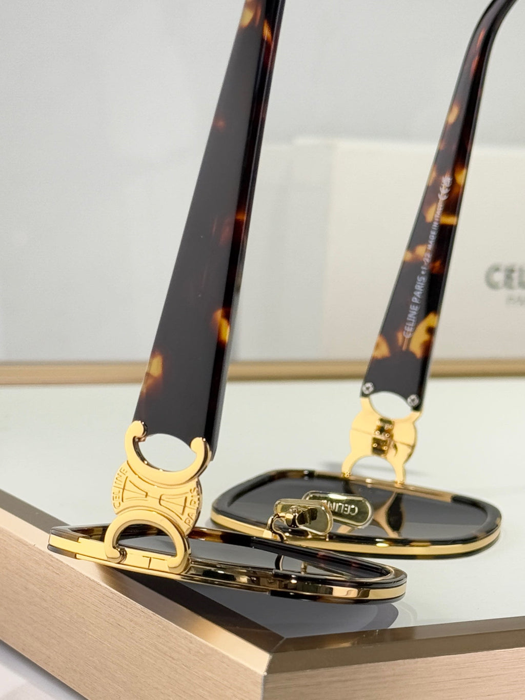 CELINE TRIOMPHE SUNGLASSES CL40250 IN METAL