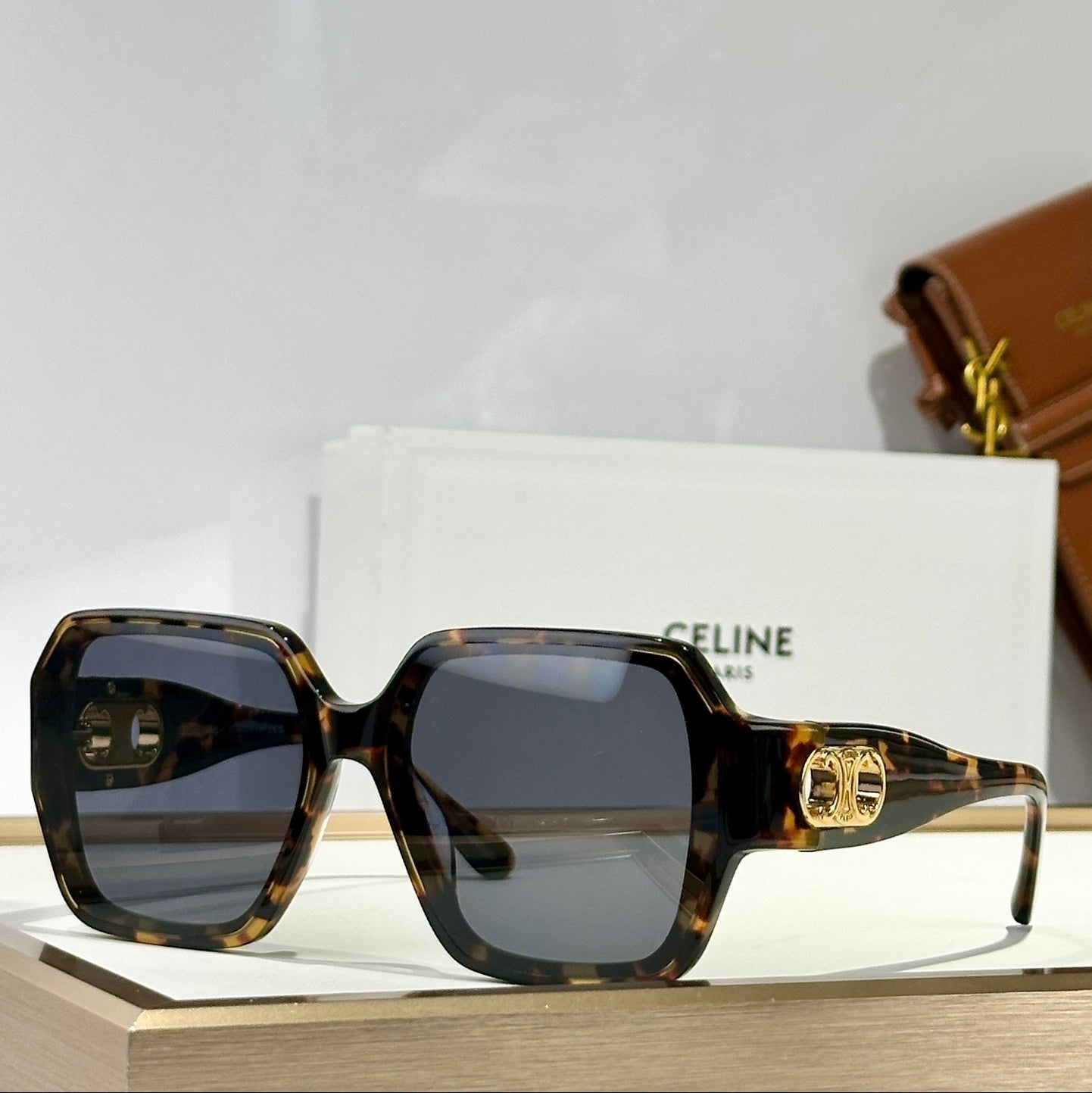 CELINE TRIOMPHE SUNGLASS CL40251U IN ACETATE