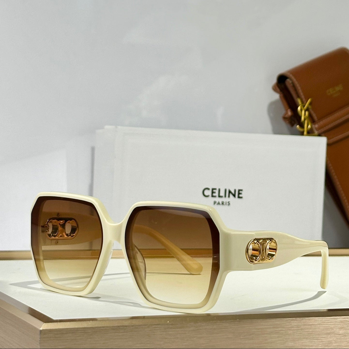 CELINE TRIOMPHE SUNGLASS CL40251U IN ACETATE