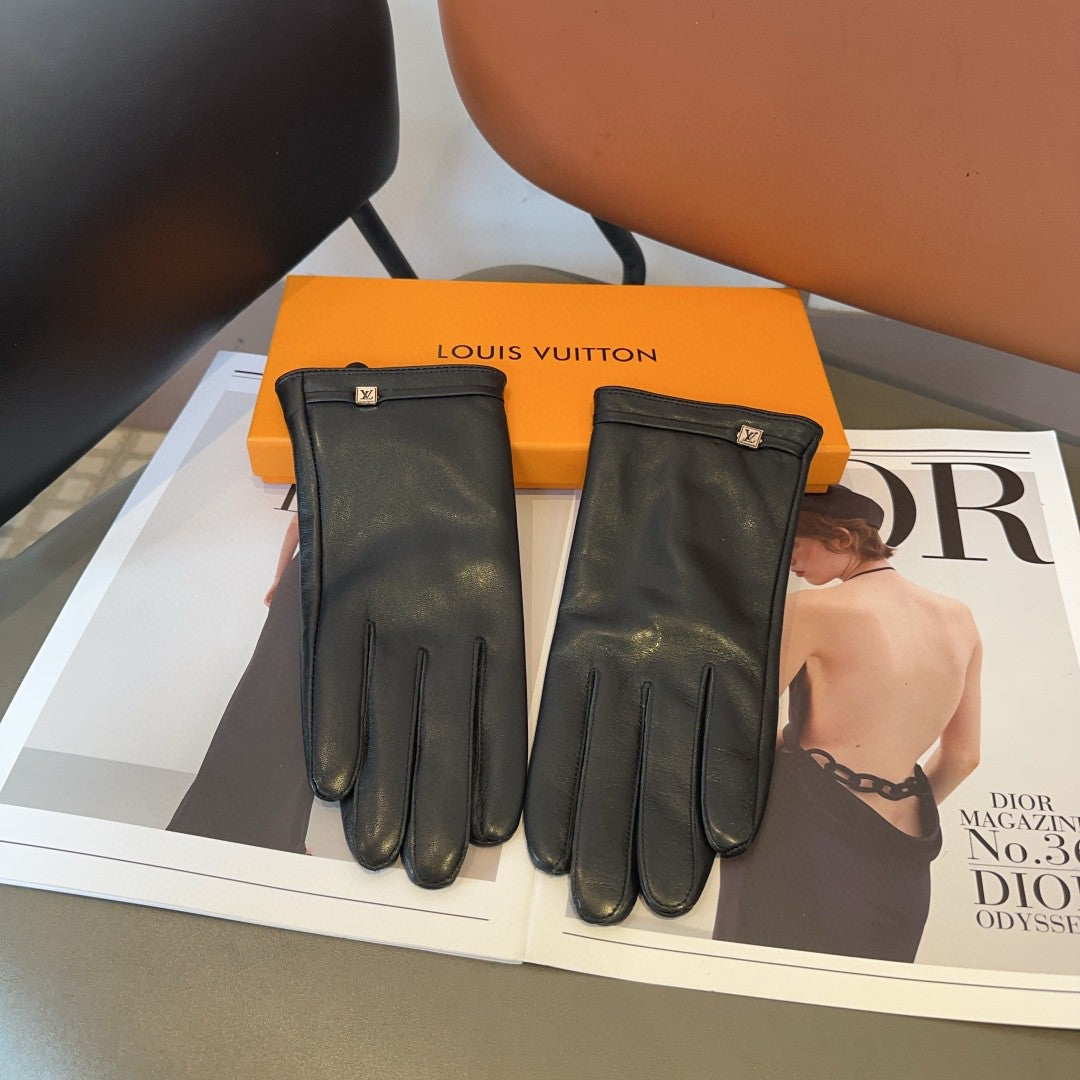 LOUIS VUITTON LV GLOVES IN BLACK LAMBSKIN 466818