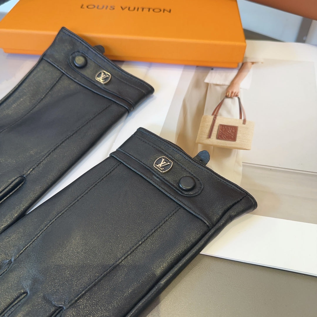 LOUIS VUITTON LV GLOVES IN BLACK LAMBSKIN 462318
