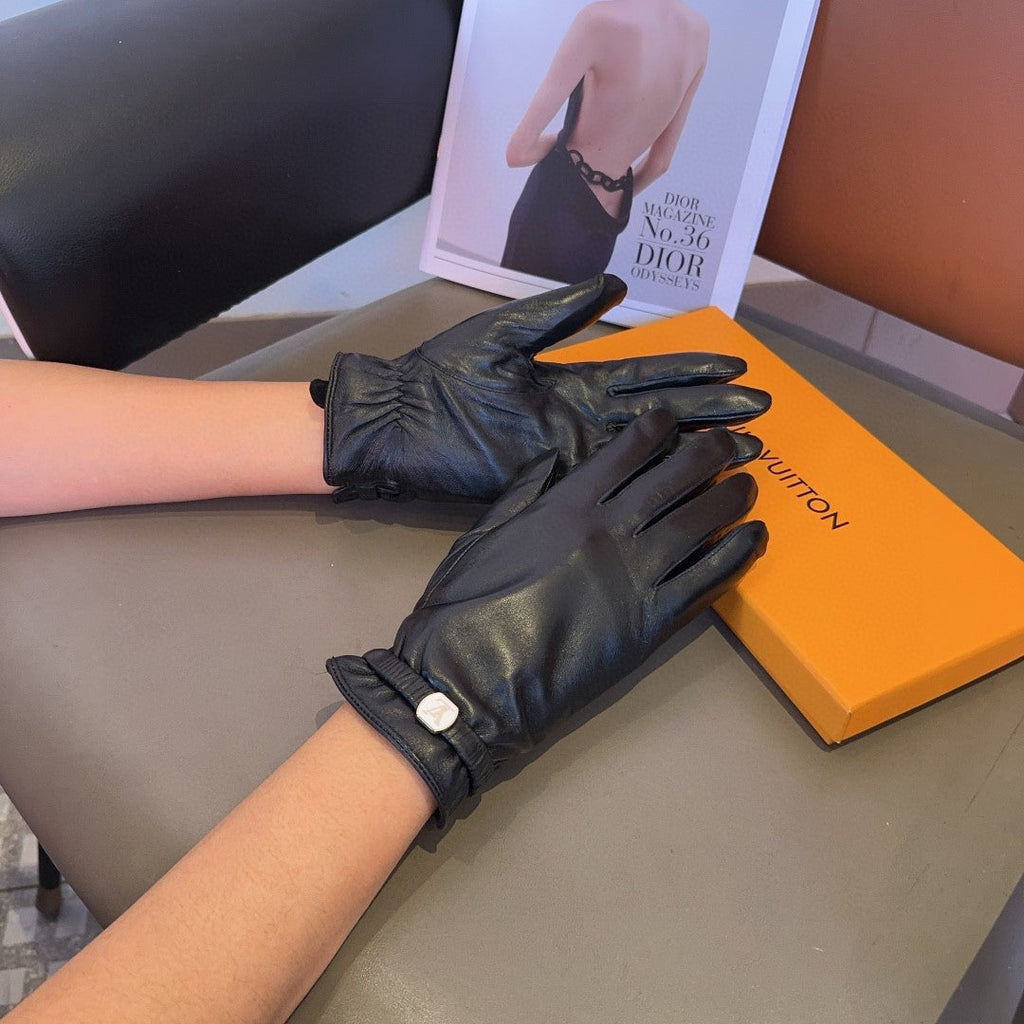 LOUIS VUITTON LV GLOVES IN BLACK LAMBSKIN 462377